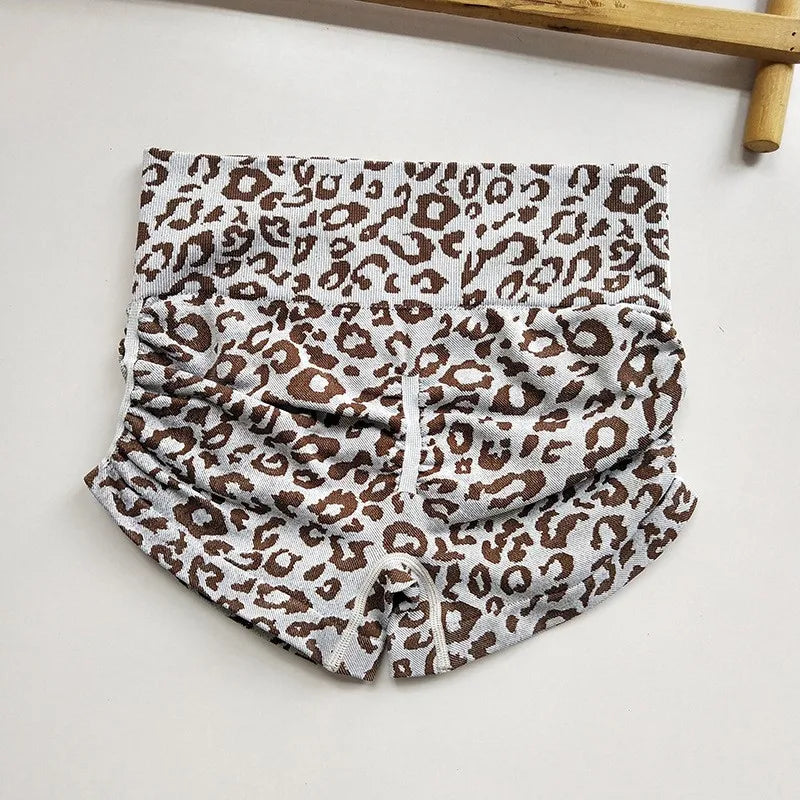Fashion Leopard-Print Seamless Yoga Shorts for Women - High-Waisted Butt-Lifting & Skin-Tight Fitness Pants