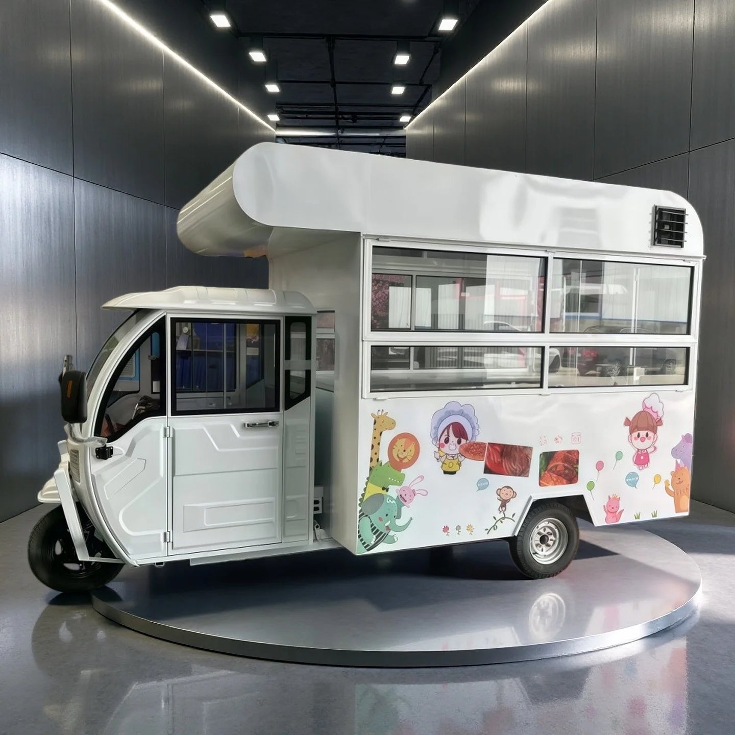 Catering Food Truck Fully Equipped Mobile Kitchen Pizza Coffee Cart Ice Cream BBQ Truck Cheap Mobile Food Trailer