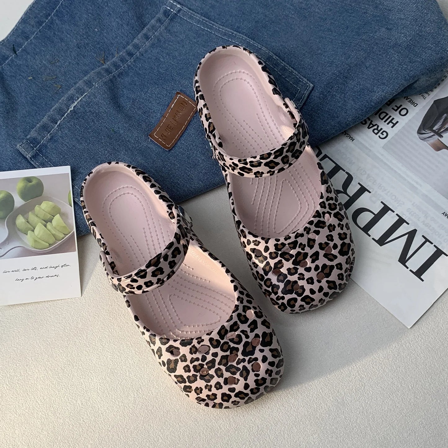 Summer New Women's Cute Ballet Hole Shoes Retro EVA Outer Wear Mary Jane Shoes Anti Slip Outdoor Beach Sandals