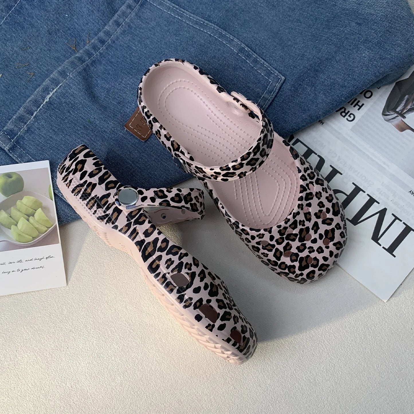 Summer New Women's Cute Ballet Hole Shoes Retro EVA Outer Wear Mary Jane Shoes Anti Slip Outdoor Beach Sandals