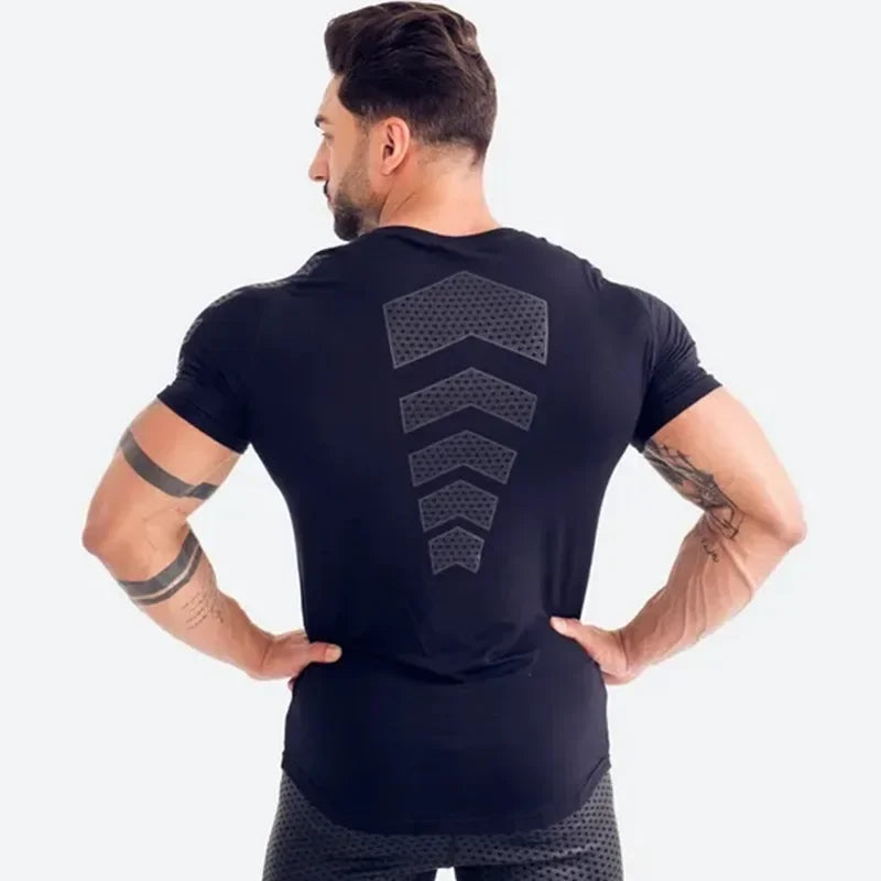 2026 Men Running Sports T-shirt Training Quick Dry Tight Short Sleeves Shirt Bodybuilding compress Fitness Tee Tops men Clothing