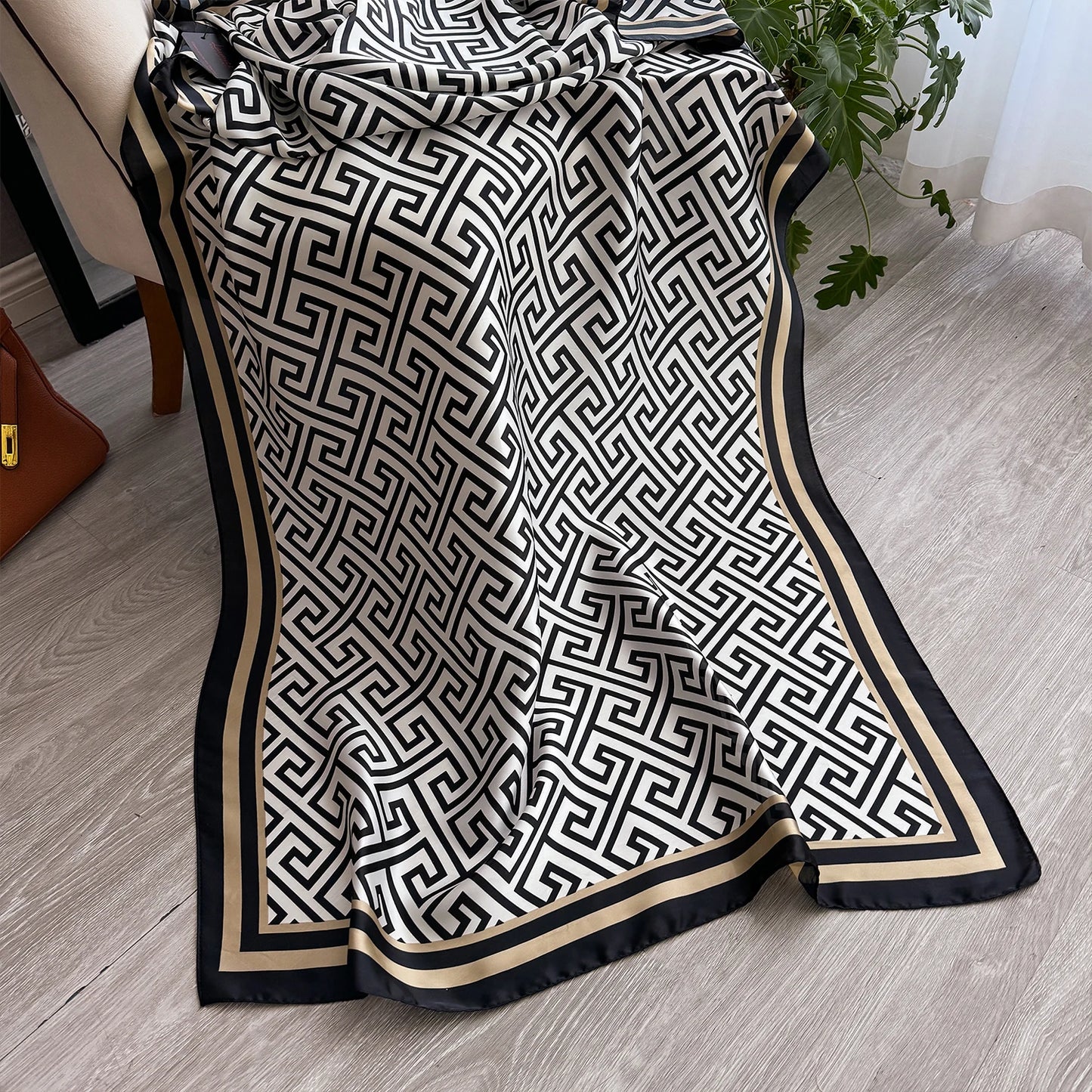 New Geometry Design Large Silk Soft Scarf Women Stylish Print Long Shawl Handkerchief Summer Sun protection Elegant Travel Wrap