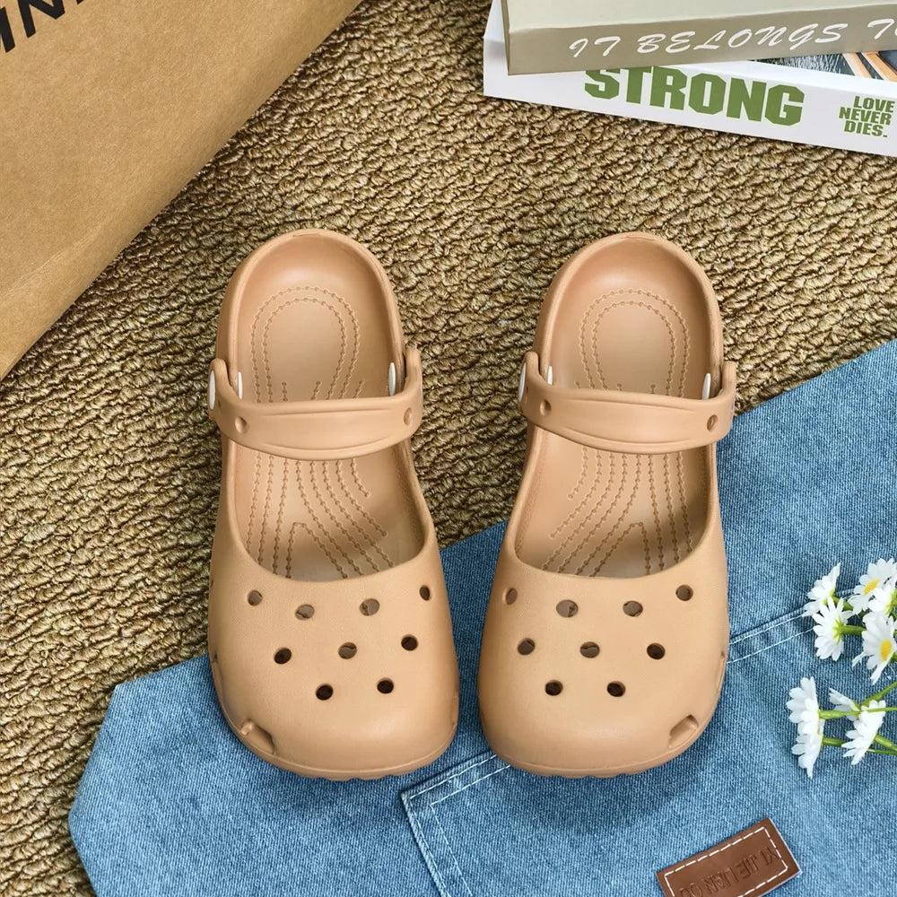 Summer New Women's Cute Ballet Hole Shoes Retro EVA Outer Wear Mary Jane Shoes Anti Slip Outdoor Beach Sandals