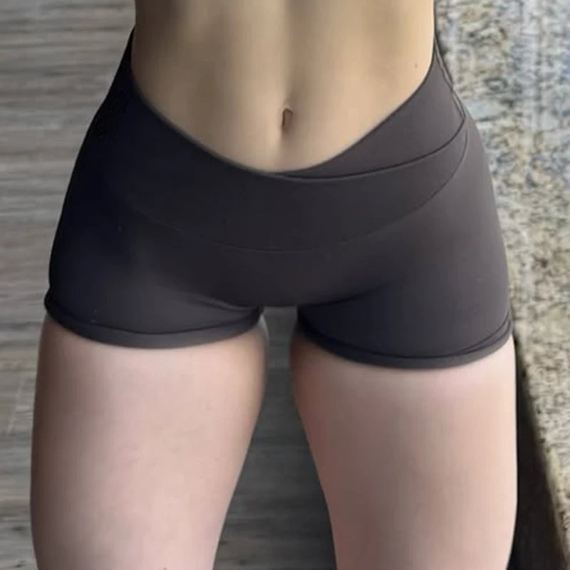 Vision Yoga Shorts Women Cross Low Waist Hip Lifting Seamless Gym Shorts 4.5'' Workout Fitness Scrunch Butt Sports Shorts